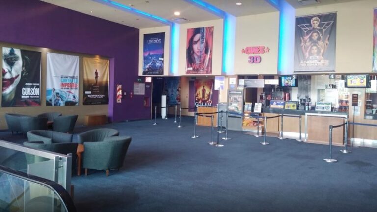 Cine Super Mami 60 Cuadras