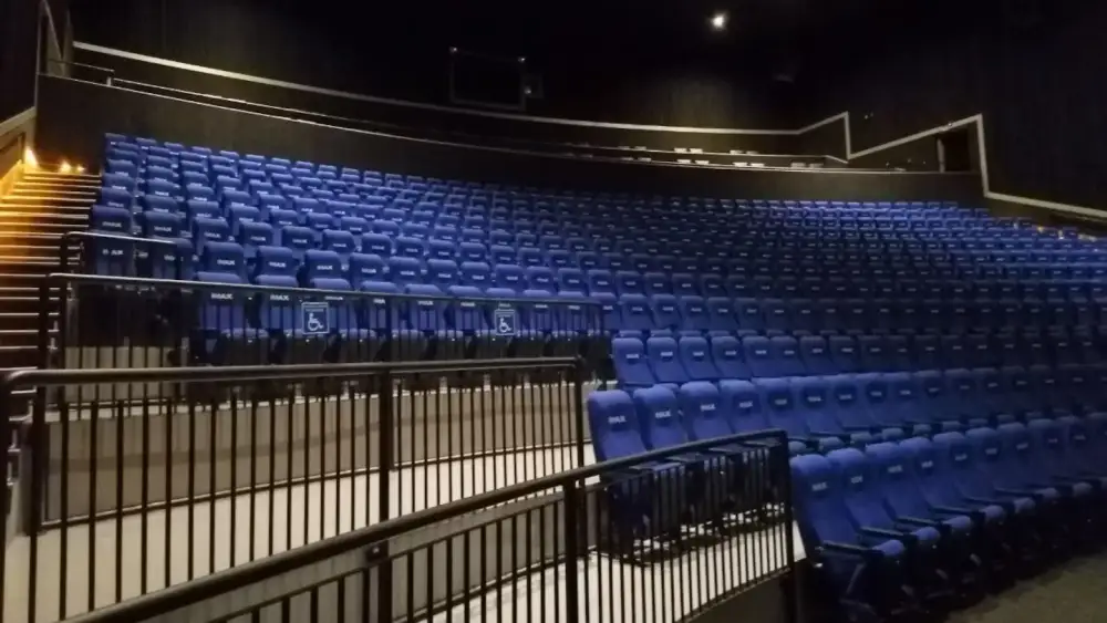 Supercines 6 de Diciembre