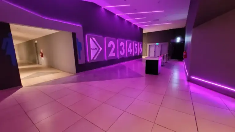 Cine Las Tipas Posadas